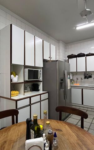Apartamento à venda com 176m², 4 quartos e 1 vaga