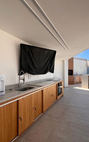 Apartamento à venda com 176m², 4 quartos e 1 vaga