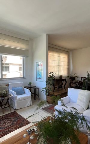 Apartamento à venda com 176m², 4 quartos e 1 vaga