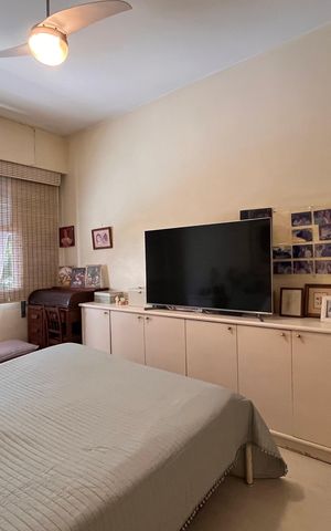 Apartamento à venda com 176m², 4 quartos e 1 vaga