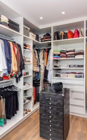 Apartamento à venda com 200m², 2 quartos e 3 vagas