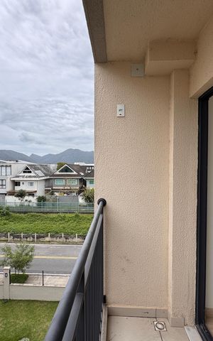 Apartamento para alugar com 55m², 2 quartos e 1 vagaVaranda