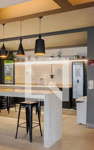 Apartamento para alugar com 32m², 1 quarto e 1 vaga