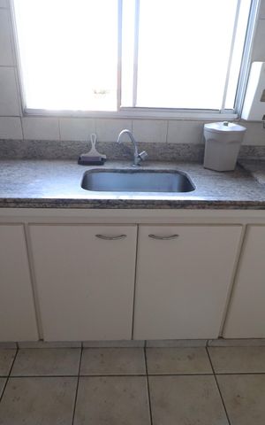 Apartamento para alugar com 73m², 2 quartos e 1 vagaCozinha