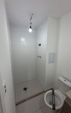 Studio à venda com 26m², 1 quarto e sem vaga Studio à venda com 26m², 1 quarto e sem vagaBanheiro social
