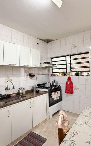 Casa para alugar com 100m², 2 quartos e 1 vaga Casa para alugar com 100m², 2 quartos e 1 vagaBanheiro