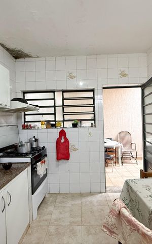 Casa para alugar com 100m², 2 quartos e 1 vaga Casa para alugar com 100m², 2 quartos e 1 vagaCozinha