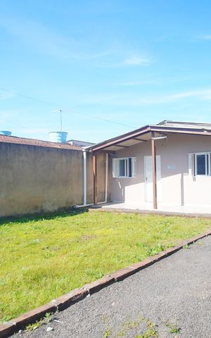 Casa para alugar com 100m², 2 quartos e 1 vagaFachada