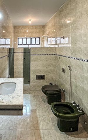 Casa para alugar com 250m², 2 quartos e 4 vagas