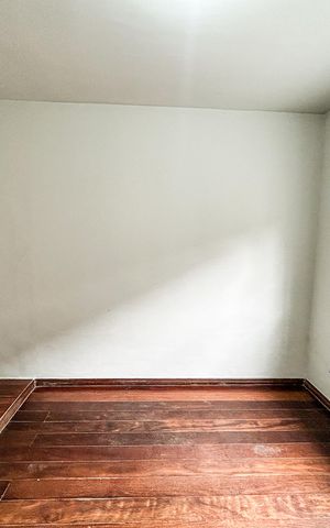 Casa para alugar com 250m², 2 quartos e 4 vagas