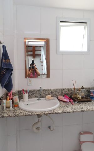 Casa de condomínio para alugar com 300m², 3 quartos e 4 vagas Casa de condomínio para alugar com 300m², 3 quartos e 4 vagasLavabo