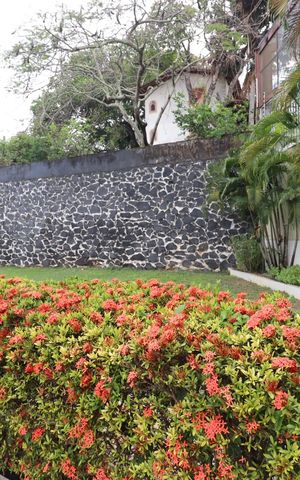 Casa de condomínio para alugar com 300m², 3 quartos e 4 vagas Casa de condomínio para alugar com 300m², 3 quartos e 4 vagasÁrea comum