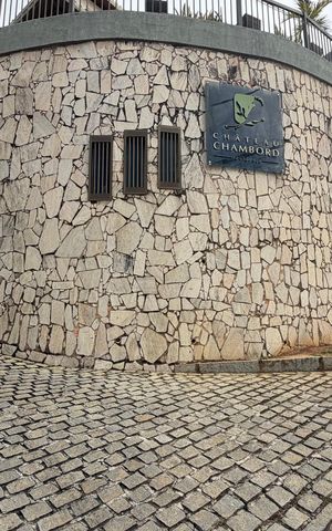 Casa de condomínio para alugar com 300m², 3 quartos e 4 vagas Casa de condomínio para alugar com 300m², 3 quartos e 4 vagasFachada