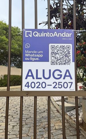 Casa de condomínio para alugar com 300m², 3 quartos e 4 vagas Casa de condomínio para alugar com 300m², 3 quartos e 4 vagasPlaca