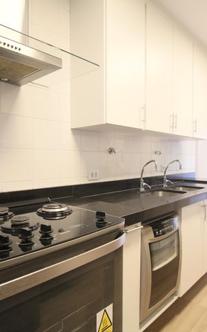 Apartamento para alugar com 128m², 3 quartos e 2 vagasCozinha - Armários