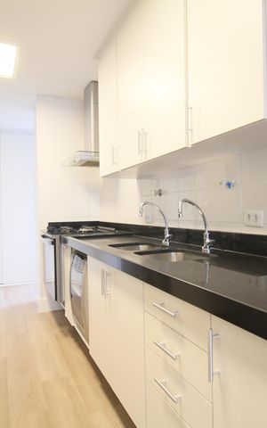 Apartamento para alugar com 128m², 3 quartos e 2 vagasCozinha - Armários