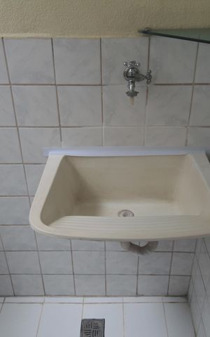 Apartamento à venda com 48m², 2 quartos e 1 vagaCozinha e Área de Serviço