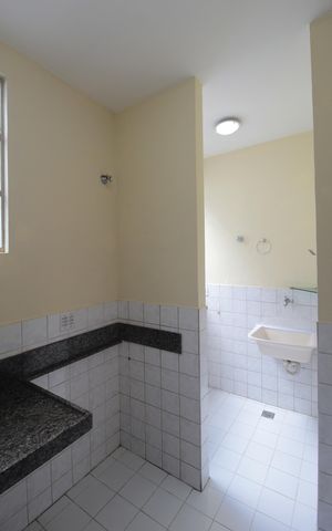 Apartamento à venda com 48m², 2 quartos e 1 vagaCozinha e Área de Serviço