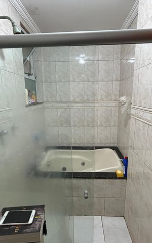 Apartamento para alugar com 200m², 4 quartos e 3 vagasBanheiro da Suíte 1