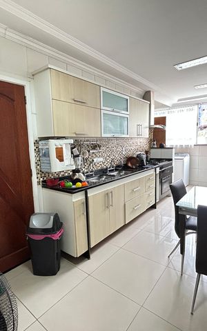 Apartamento para alugar com 200m², 4 quartos e 3 vagasCozinha