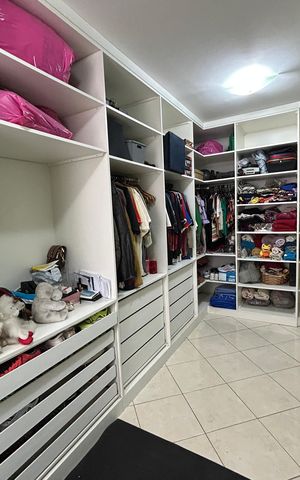 Apartamento para alugar com 200m², 4 quartos e 3 vagasQuarto 3