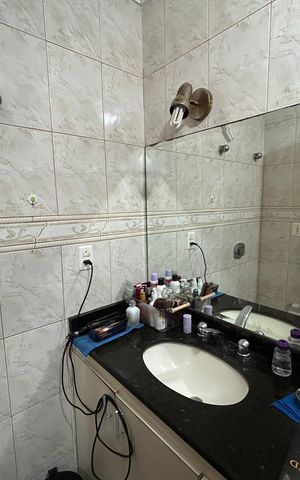 Apartamento para alugar com 200m², 4 quartos e 3 vagasBanheiro da Suíte 1