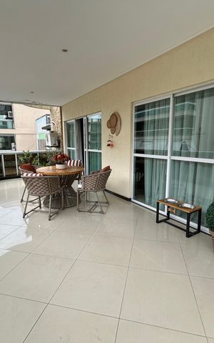 Apartamento para alugar com 200m², 4 quartos e 3 vagasVaranda da Sala
