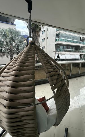 Apartamento para alugar com 200m², 4 quartos e 3 vagasVista do Banheiro da Suíte 2