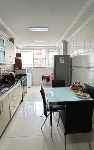 Apartamento para alugar com 200m², 4 quartos e 3 vagasCozinha