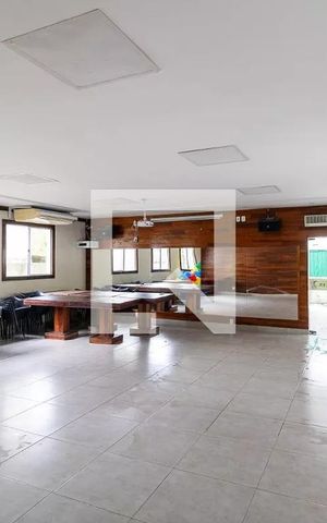 Apartamento à venda com 46m², 2 quartos e 1 vaga Apartamento à venda com 46m², 2 quartos e 1 vagaÁrea comum - Salão de festas