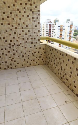 Apartamento para alugar com 100m², 3 quartos e sem vagaVaranda