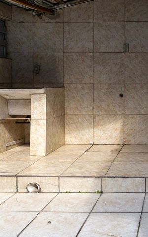 Casa para alugar com 80m², 2 quartos e 1 vaga Casa para alugar com 80m², 2 quartos e 1 vagaQuintal