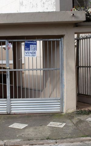 Casa para alugar com 80m², 2 quartos e 1 vaga Casa para alugar com 80m², 2 quartos e 1 vagaFacha