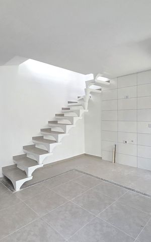 Apartamento à venda com 74m², 2 quartos e 1 vagaSala/Cozinha