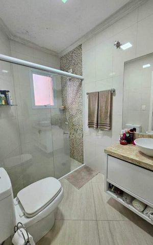Casa à venda com 273m², 3 quartos e 4 vagas