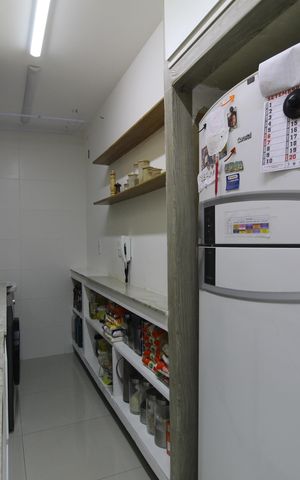 Apartamento à venda com 77m², 2 quartos e 1 vagaCozinha e Área de Serviço