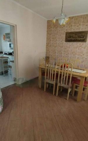 Casa à venda com 282m², 4 quartos e 6 vagas