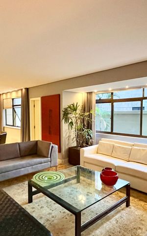 Apartamento à venda com 232m², 4 quartos e 2 vagas