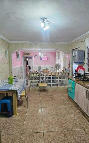 Casa à venda com 116m², 2 quartos e 1 vaga
