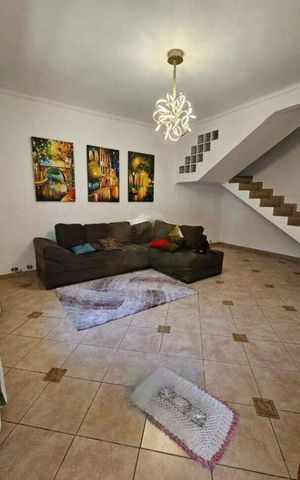 Casa à venda com 324m², 3 quartos e 2 vagas