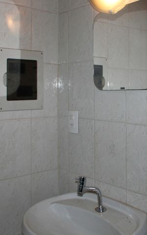 Casa à venda com 117m², 3 quartos e 1 vagaBanheiro 1