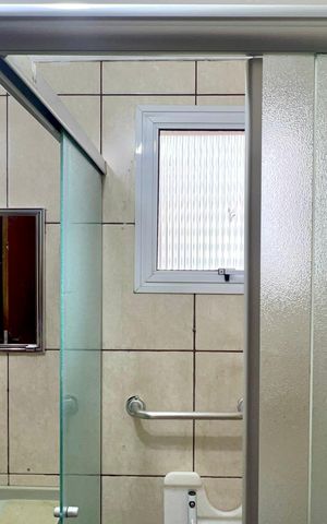 Apartamento para alugar com 83m², 3 quartos e 1 vaga Apartamento para alugar com 83m², 3 quartos e 1 vagaBanheiro da Suíte