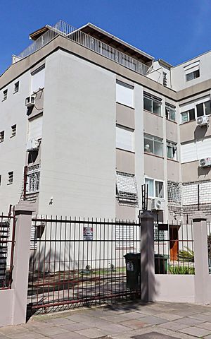 Apartamento para alugar com 93m², 1 quarto e sem vagaFachada do Prédio