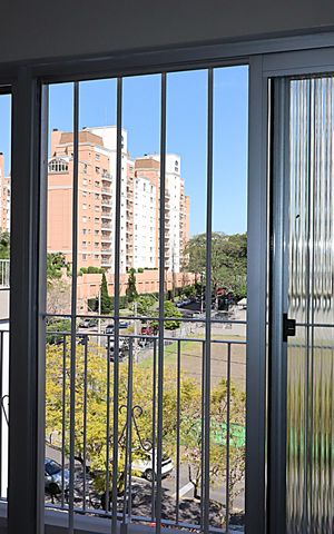 Apartamento para alugar com 93m², 1 quarto e sem vagaAntessala 