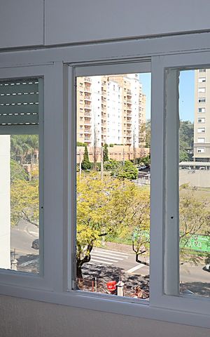 Apartamento para alugar com 93m², 1 quarto e sem vagaJanela da Sala
