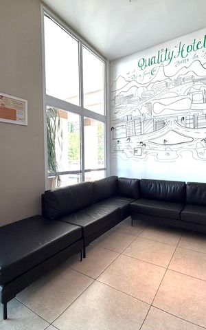 Studio à venda com 40m², 1 quarto e 1 vaga Studio à venda com 40m², 1 quarto e 1 vagaHall