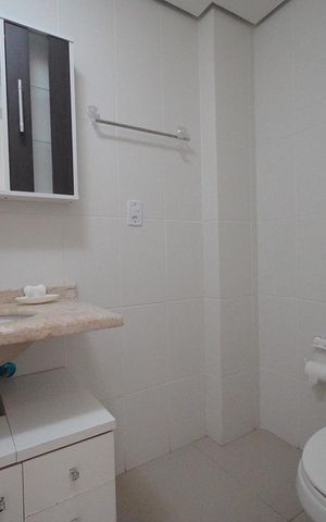 Apartamento para alugar com 76m², 2 quartos e 1 vagaBanheiro