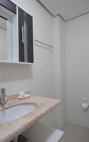 Apartamento para alugar com 76m², 2 quartos e 1 vagaBanheiro