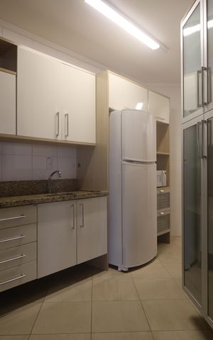 Apartamento para alugar com 149m², 3 quartos e 2 vagasCozinha - Armários
