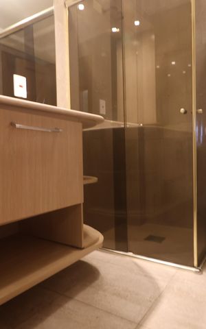 Apartamento para alugar com 149m², 3 quartos e 2 vagasBanheiro 